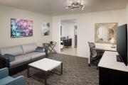 DoubleTree Suites by Hilton Hotel Detroit Downtown - Fort Shelby