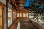 Luxury Hanok Bukchon Summit