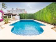 Spacious family home with Airco, private 5x10m pool, sandy beach 300m, free WiFi