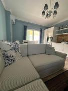 Top Himare