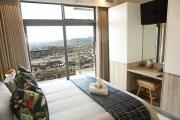 Menlyn Trilogy - 2 Bedroom & Great Views - No Loadshedding