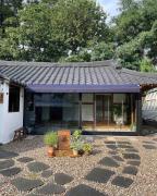 Bow Hanok House
