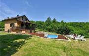 Jungle House with private pool and hot tub