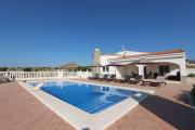 Villa Valle del Sol with private swimming pool and coast views!