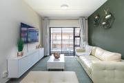 Modern 2 bed apartment, Secure estate