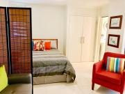 Coastal Living near Shops and Botanical Gardens