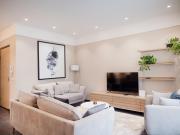 Lake Drive Rooms&Apartments