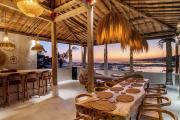 Sunset House Ceningan, 10 person beachview private villa