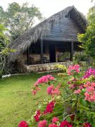 Rote Surf Resort - Lualemba Bungalows