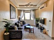 Moderne, lumineux & spacieux avec balcon -Central -Wifi-Smart TV-Clim