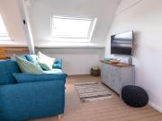 Tranquil cosy apartment in centre of Avening - Pass the Keys