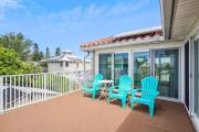 Beach Livin 3 - 3 Bedroom Upstairs