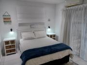 Close to the sea - Ground floor En-suite room with kitchenette & own entrance