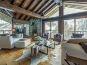Appartement de luxe avec piscine, parking et WIFI à Val-dIsère - FR-1-694-109