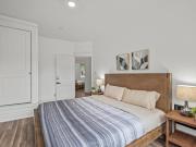 OaklandUniversity @E Stylish and Central Private Bedroom with Shared Bathroom