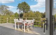 Nice Home In Dronningmølle With Wifi