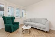 Moniuszki One-Bedroom Apartment by Renters