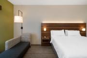 Holiday Inn Express Hotel & Suites Talladega by IHG