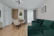 Beautiful 3-Bedroom Apartment Gwiaździsta 18 by Renters