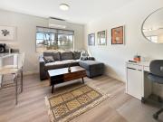 Digital Nomads Haven Fast Wi-fi And Comfortable