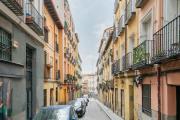 Nice flat in Lavapiés at street level S23B