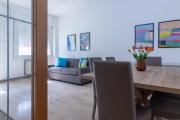 GuestHost - Darsena Luminous & Cozy Apartment
