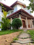 Mirissa Gold Rush Villa