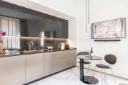 Manin Grand House
