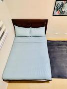 * *Q Incomparable Comfort for 3