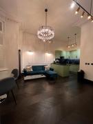 Earls Court Luxe Apartment