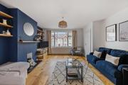 Modern Homely 3 bed in Central Plymouth w parking Modern Homely 3 bed in Central Plymouth w parking