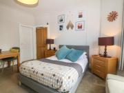 Top Criccieth
