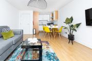 Fantastic 2BR Flat, 3 min Shoreditch High Street