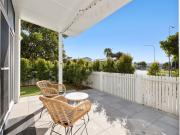 Oceans Five - Beachside Paradise