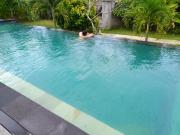 Samanta Huts