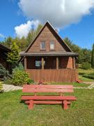 Viesu māja Kolnā pie Adamovas ezera.