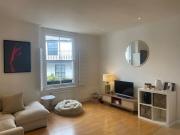 Spacious 1-bedroom apartment in Belsize Village