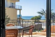 Breakers Unit 1 8 - LJHooker Yamba