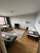 Kotimaailma - Kaksio Tikkurilan palveluiden lähistöllä