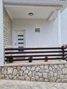 Apartment Tisno 17716b