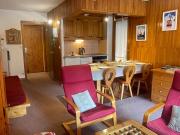 Spacieux T2 Méribel, 6 pers, parking, proche télésiège - FR-1-411-717