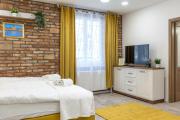 Riverside Luxury Riverside Luxury