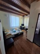 Top Apriltsi Top Apriltsi