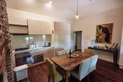 Top Rowland Flat