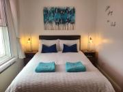Vale View Apartment, Prestatyn, North Wales - a stylish, dog-friendly holiday let just a 5 min walk to beach & town!