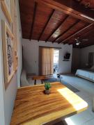 apartamento loft a media cuadra de la estación floresta