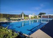 Amplia Casa Moderna c Piscina y Lindos Jardines