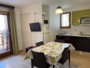 Charmant 3P 5 pers. à 300m des pistes avec balcon et parking, Chantemerle - FR-1-762-35