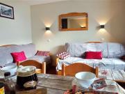Appart 4 pers, skis aux pieds, balcon, kitchenette, TV - FR-1-545-24