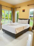 Top Ko Yao Yai